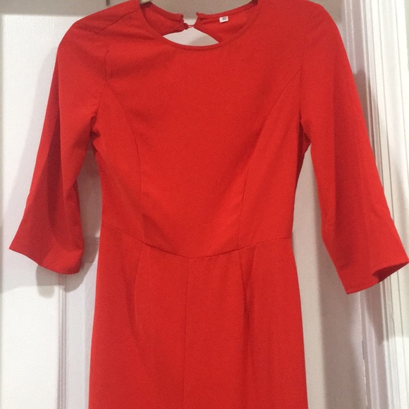 Long red Jumpsuit Backless - Picture 1 of 5